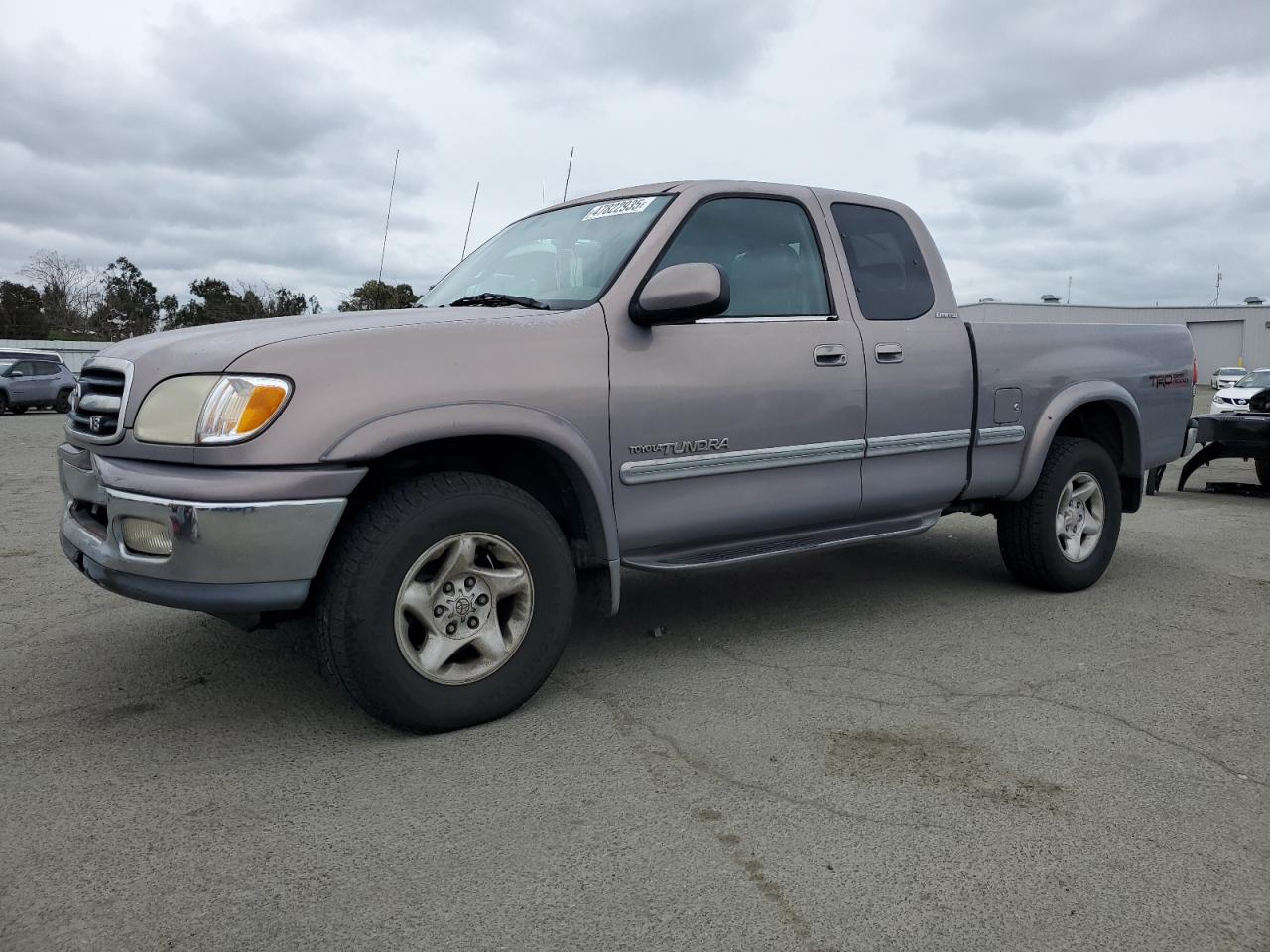 2000 Toyota Tundra - Image 1