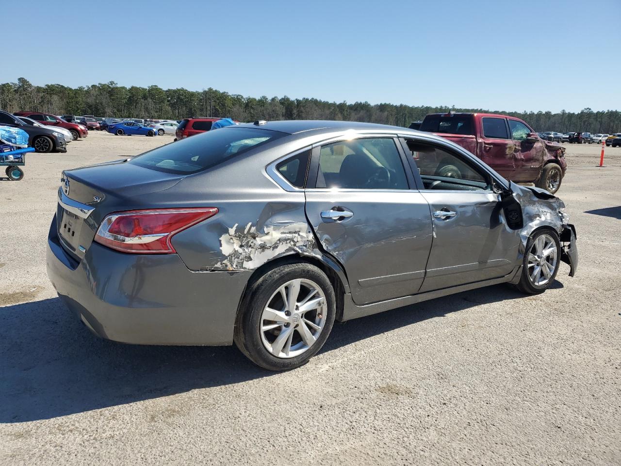 2014 Nissan Altima - Image 3