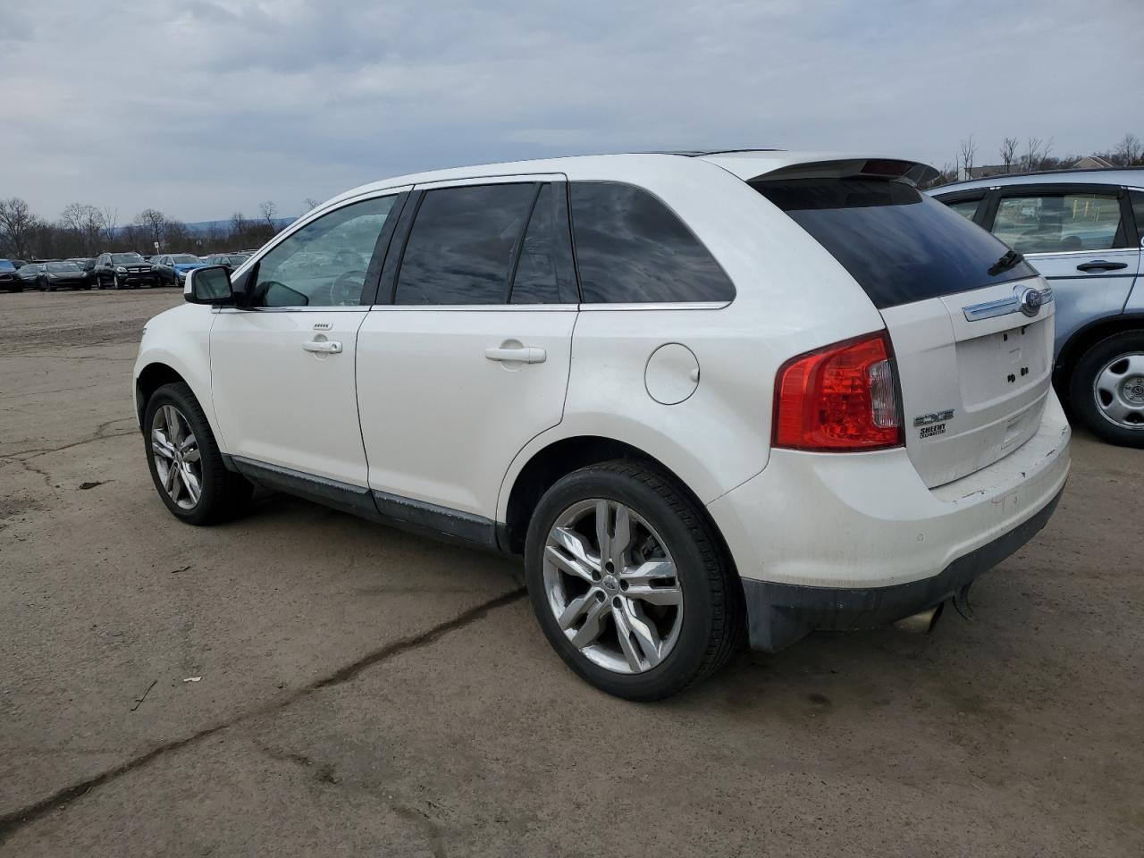 2011 Ford Edge - Image 2