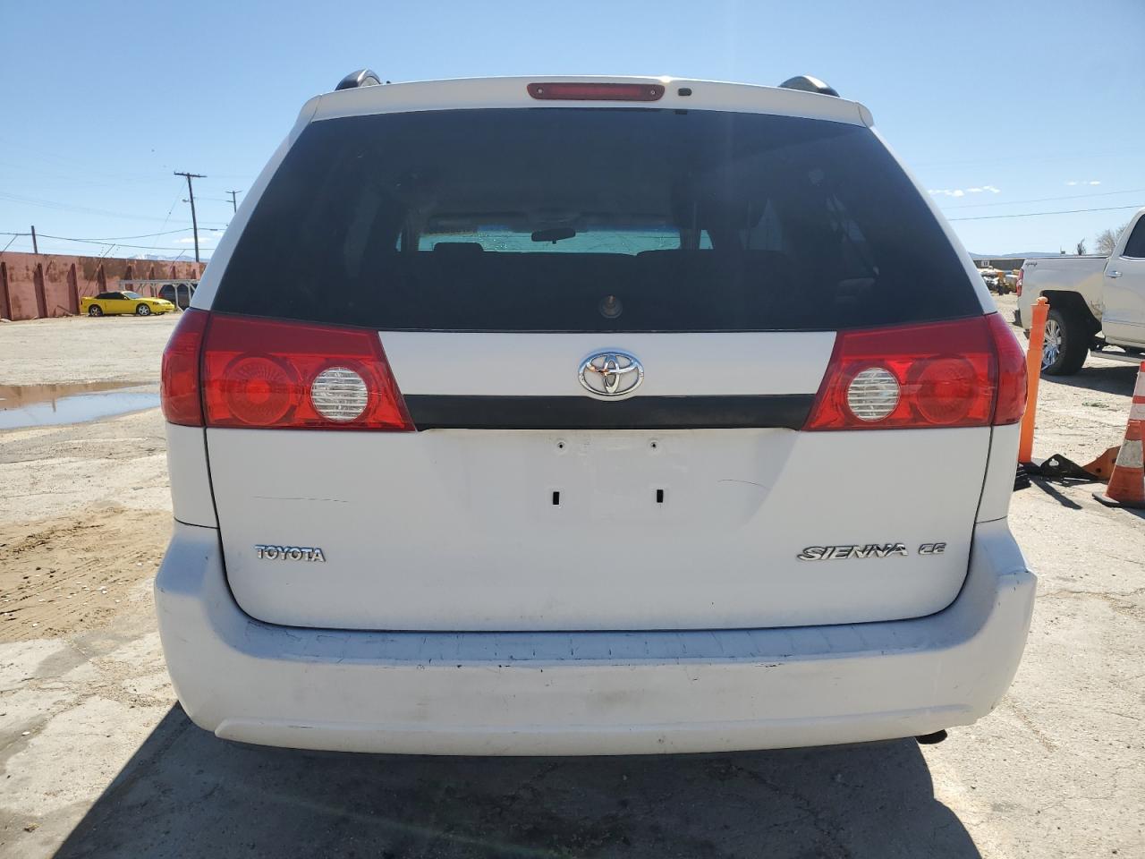 2006 Toyota Sienna - Image 6