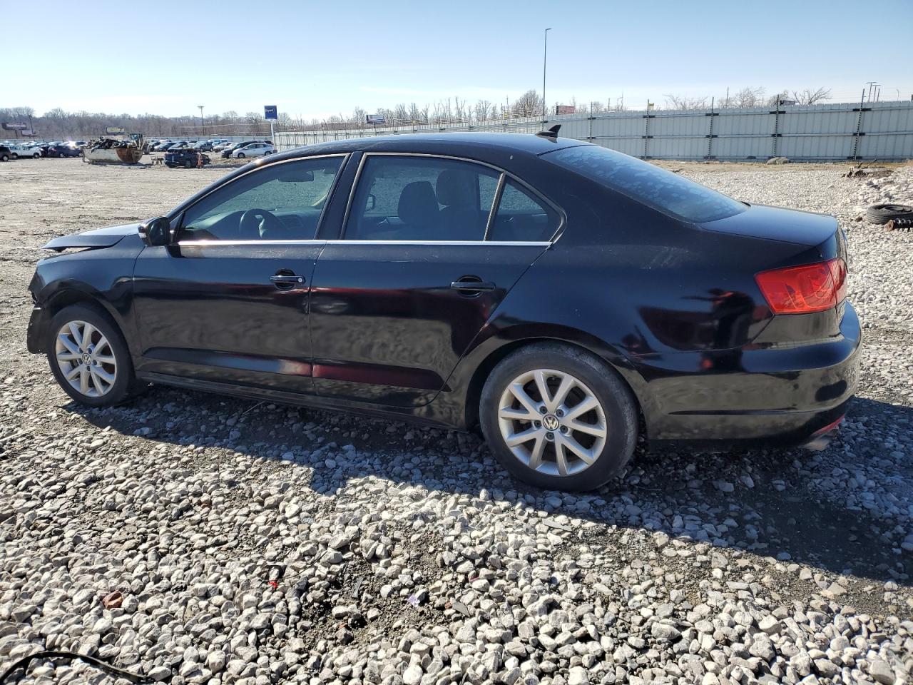 2014 Volkswagen Jetta - Image 2