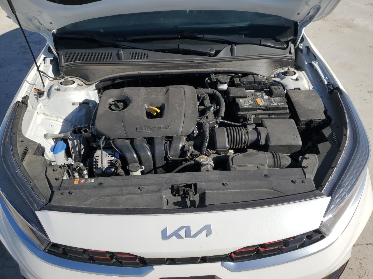 2023 Kia Forte - Image 12