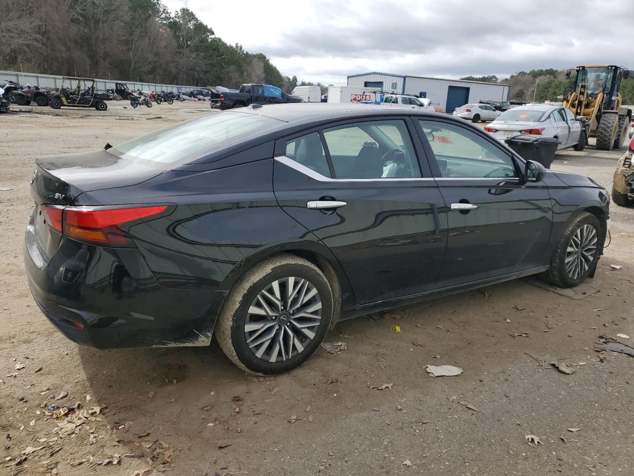 2024 Nissan Altima - Image 3