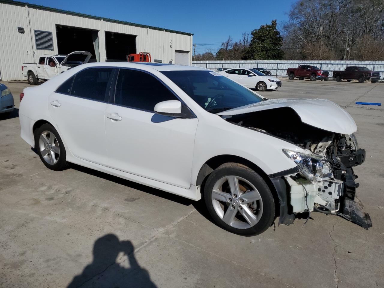 2014 Toyota Camry - Image 4