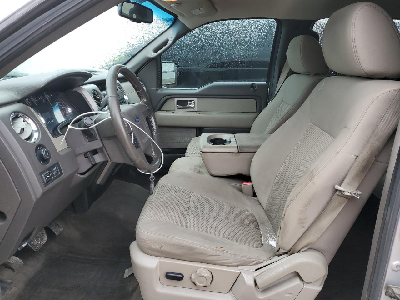 2010 Ford F-150 - Image 7