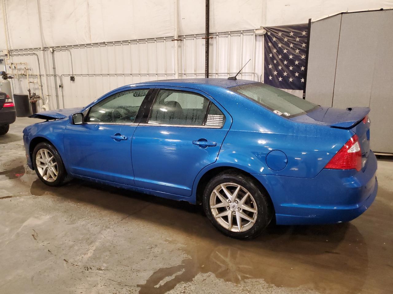 2011 Ford Fusion - Image 2