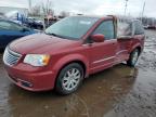 Woodhaven, MI에서 판매 중인 2014 Chrysler Town & Country Touring - Side