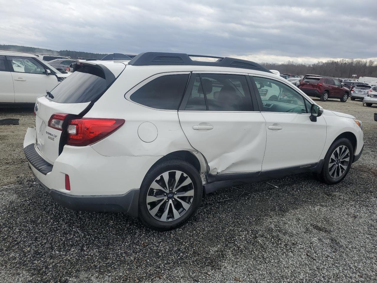 2017 Subaru Outback - Image 3