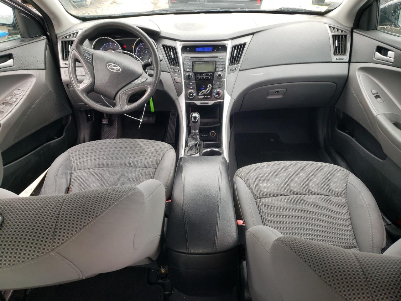 2013 Hyundai Sonata - Image 8