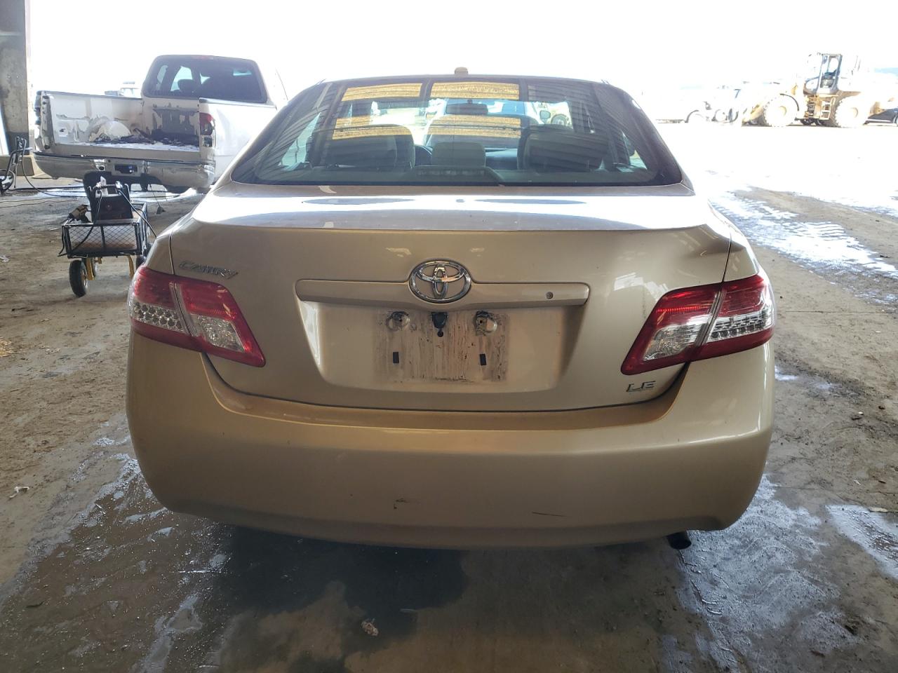 2011 Toyota Camry - Image 6
