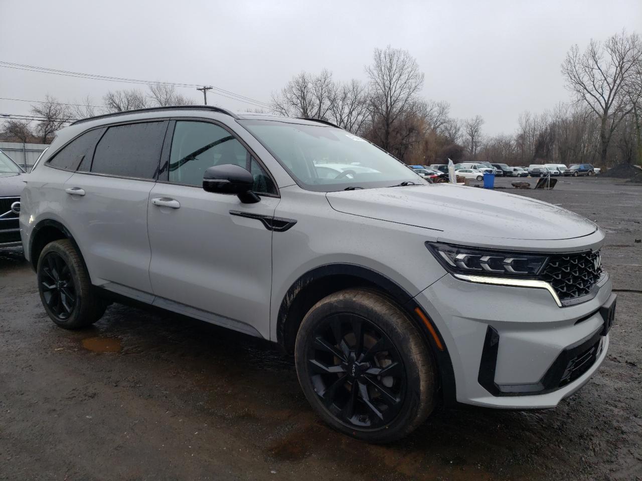 2022 Kia Sorento - Image 4