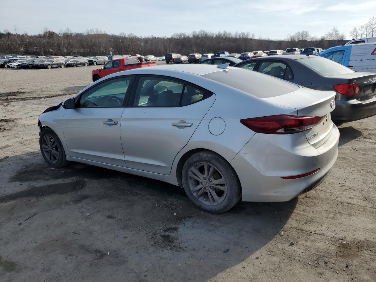 2017 Hyundai Elantra - Image 2