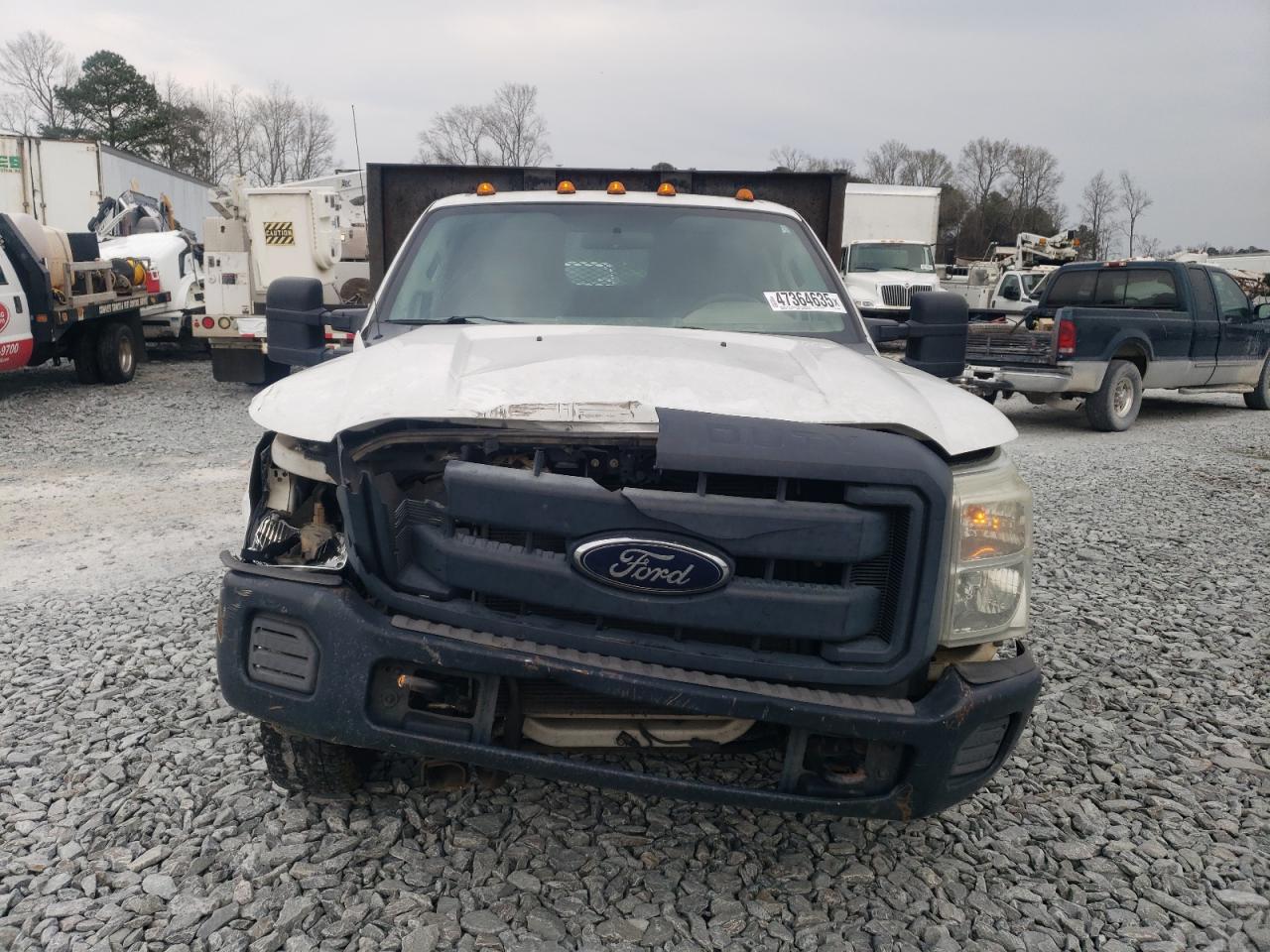 2012 Ford F350 - Image 5