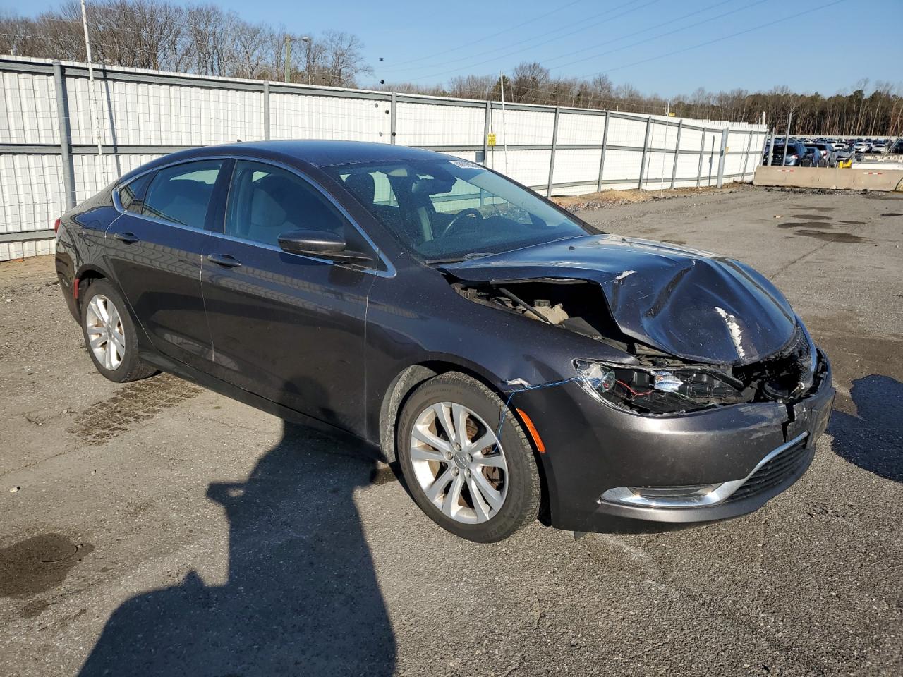 2016 Chrysler 200 - Image 4