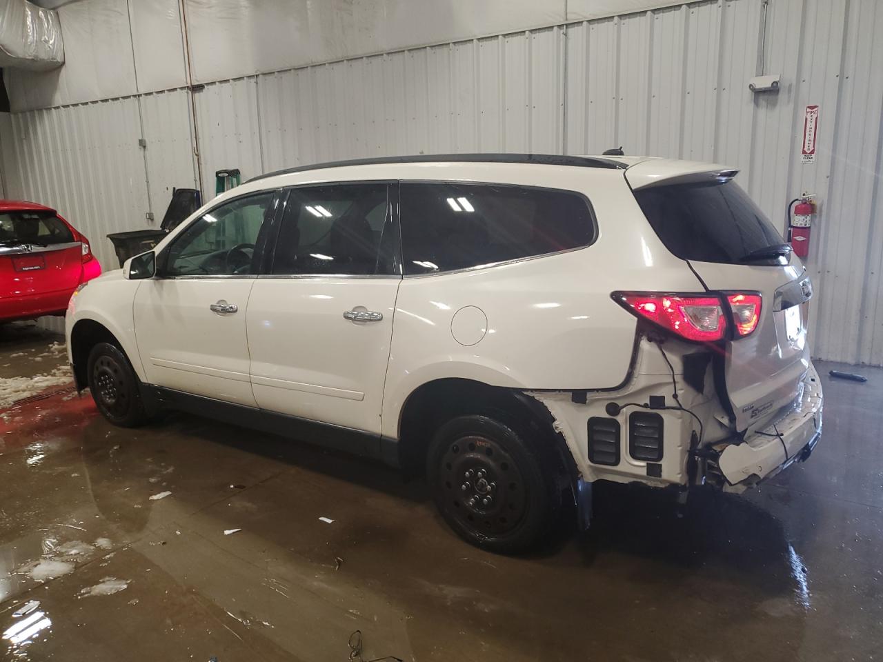 2015 Chevrolet Traverse - Image 2