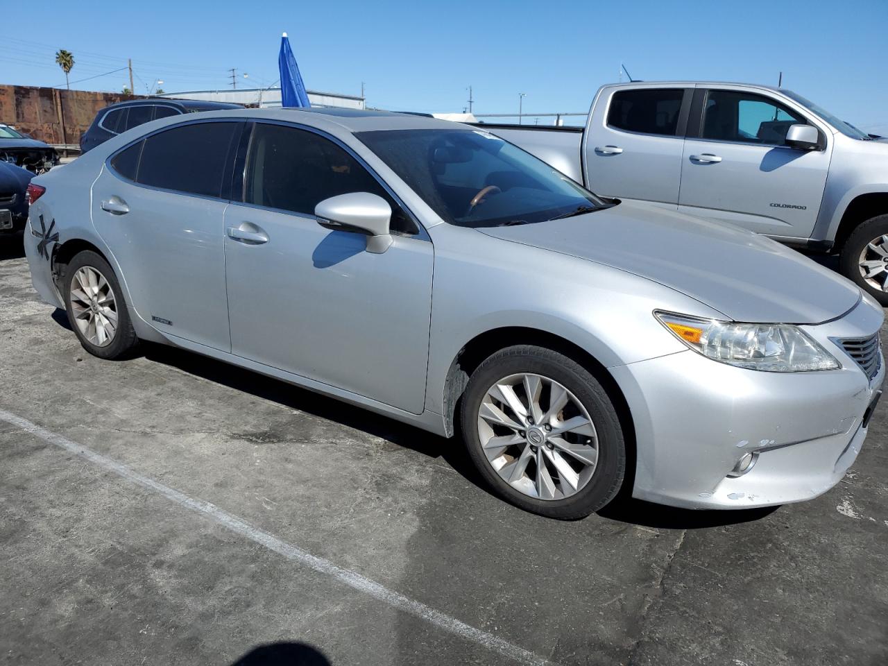 2014 Lexus ES - Image 4