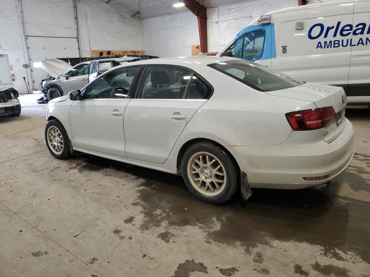 2017 Volkswagen Jetta - Image 2