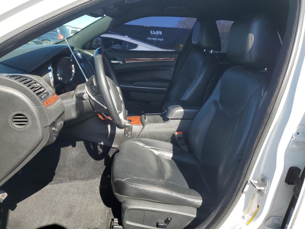 2013 Chrysler 300 - Image 7