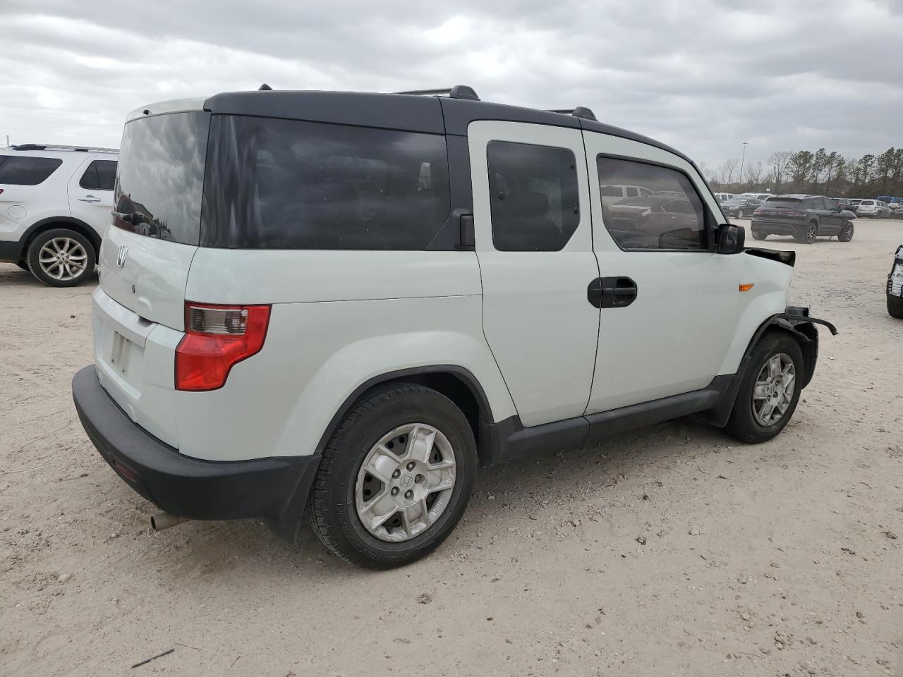 2010 Honda Element - Image 3