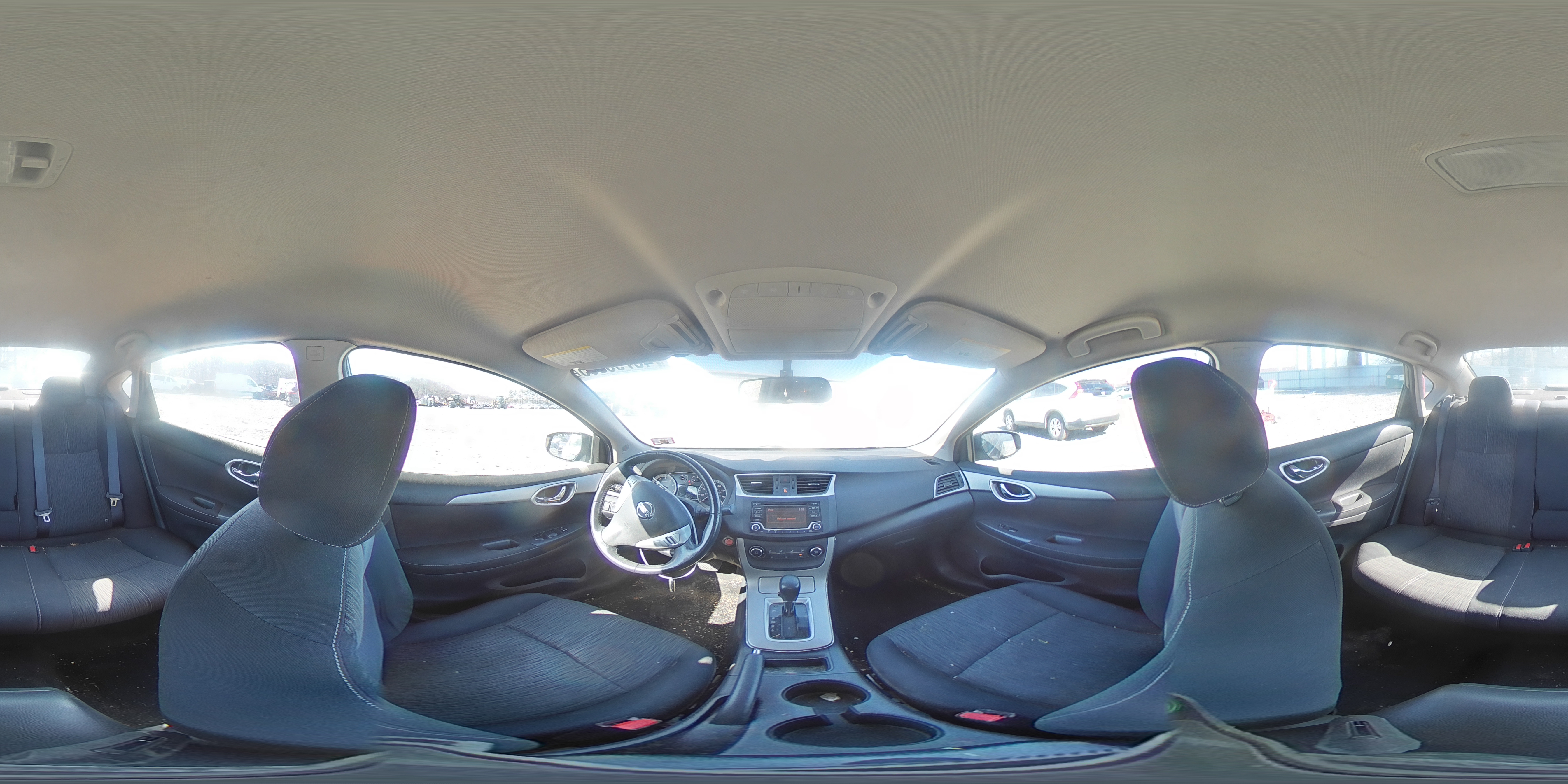 2015 Nissan Sentra - Image 12