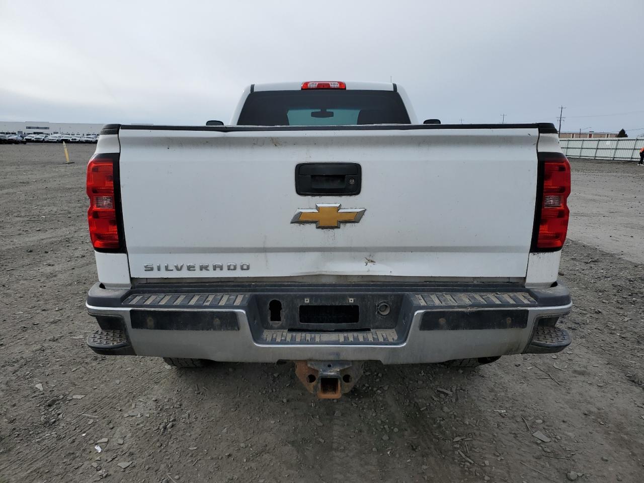 2015 Chevrolet Silverado - Image 6