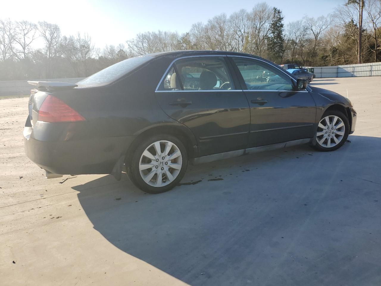 2007 Honda Accord - Image 3