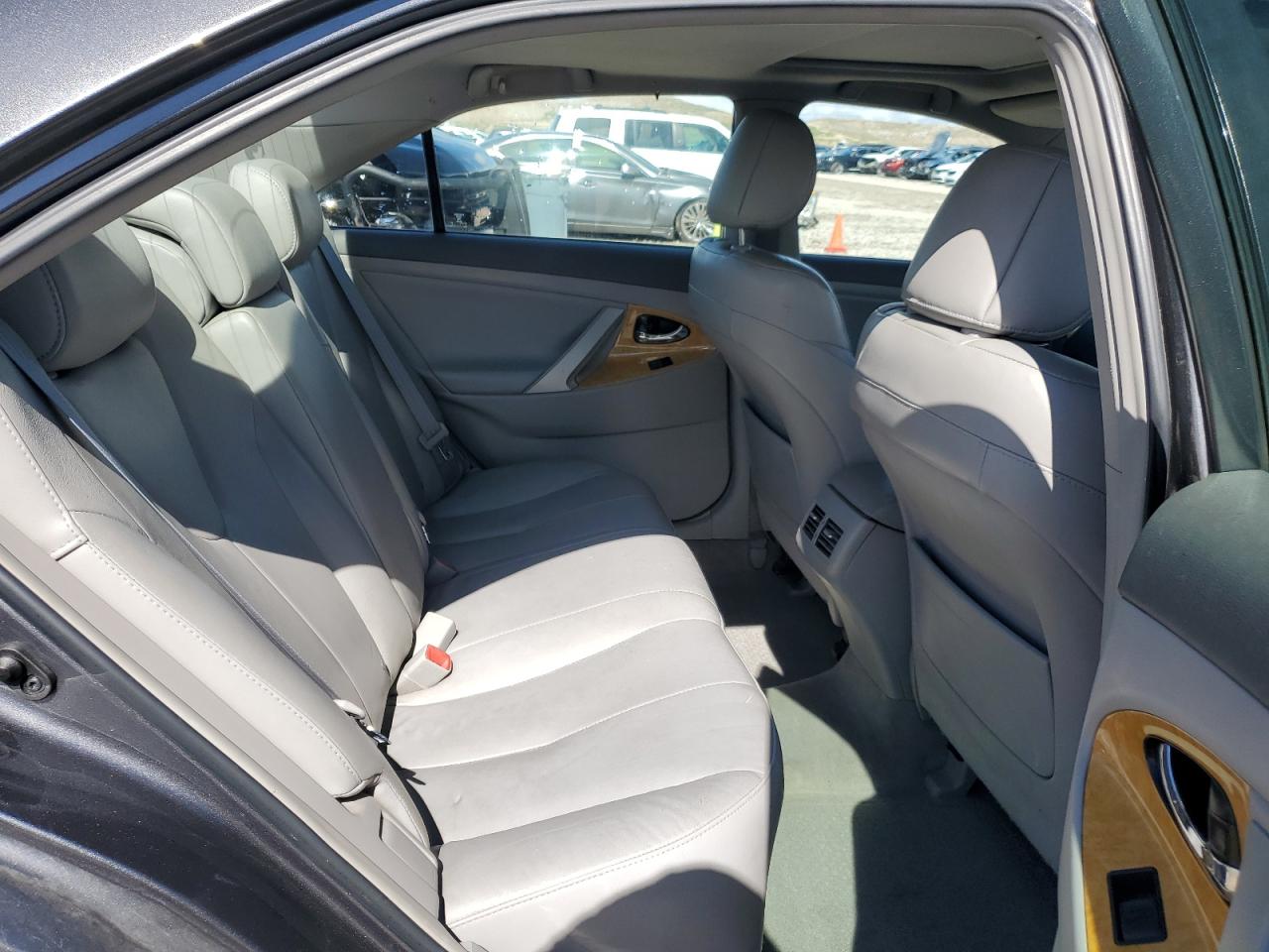 2007 Toyota Camry - Image 10