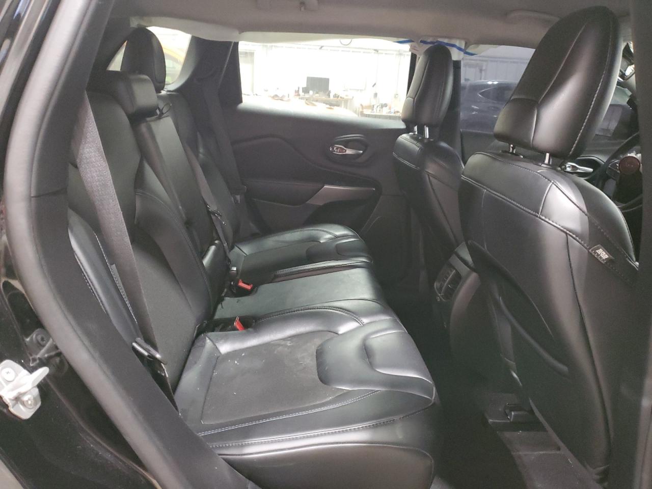 2021 Jeep Grand Cherokee - Image 10