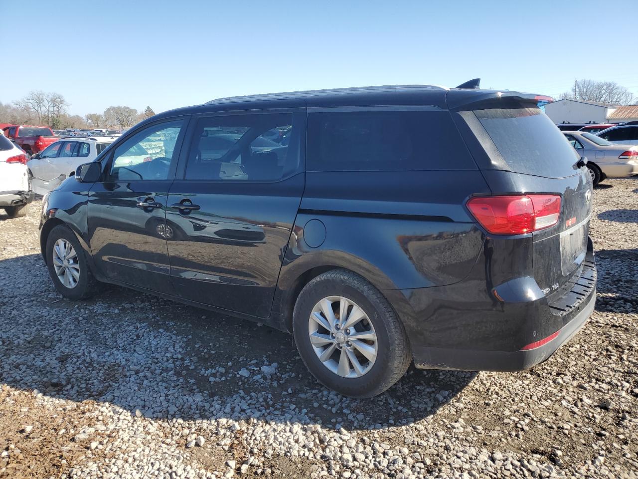 2015 Kia Sedona - Image 2