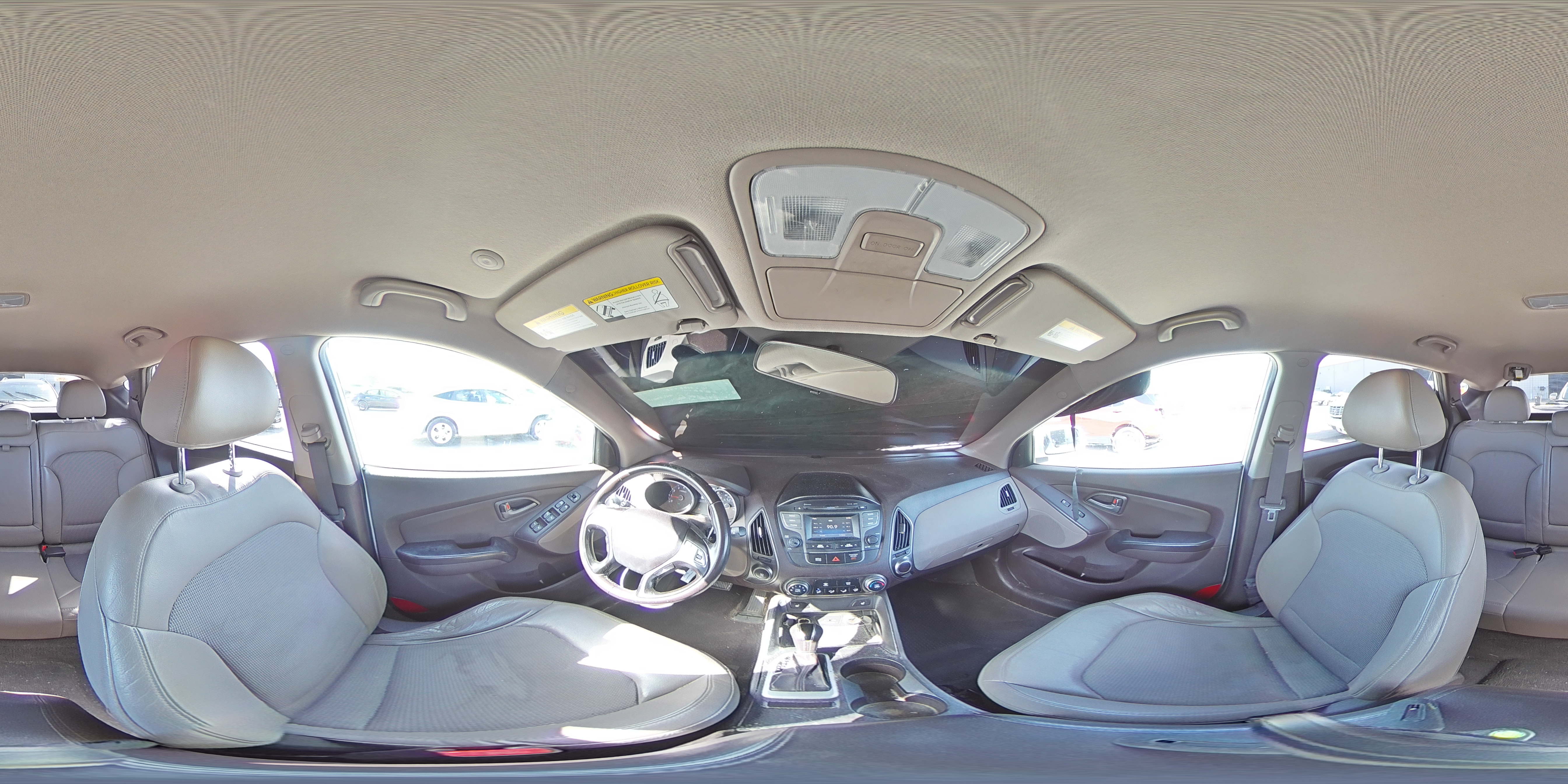 2014 Hyundai Tucson - Image 15