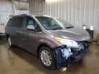 2015 Toyota Sienna Xle на продаже в Elgin, IL - Front End