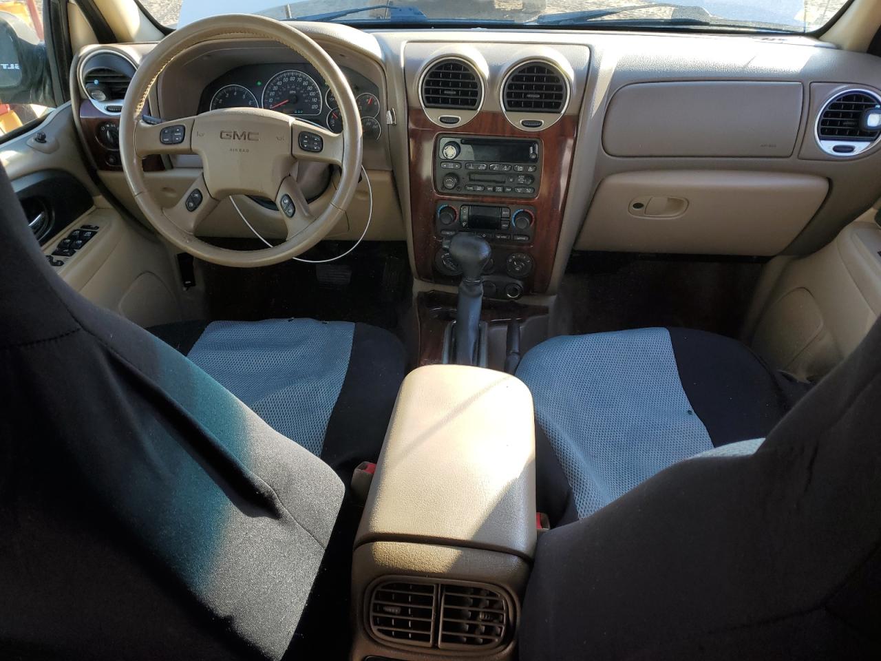 2004 GMC Envoy - Image 8