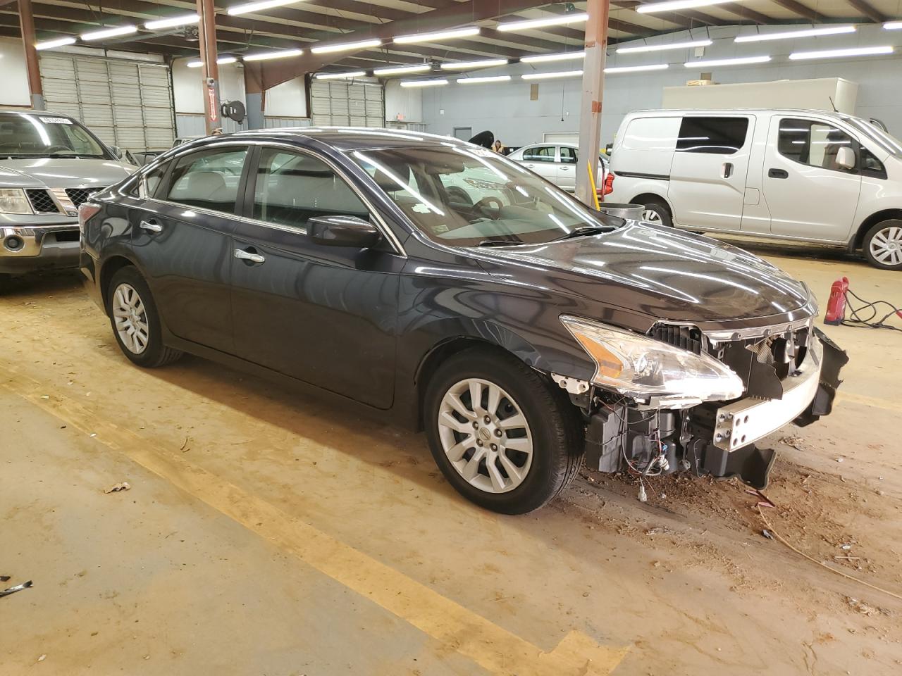 2014 Nissan Altima - Image 4