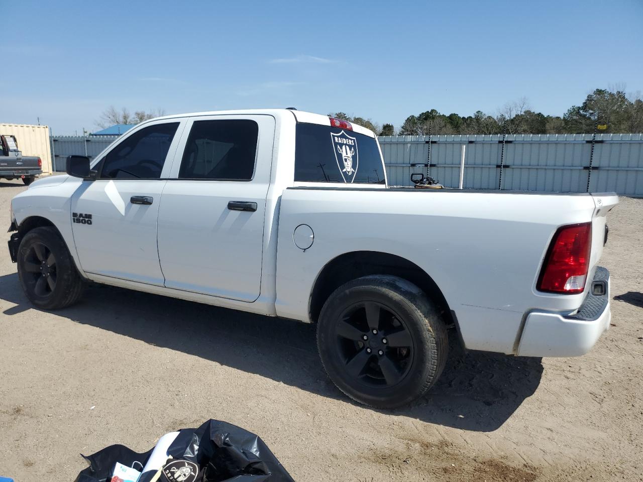 2017 RAM 1500 - Image 2