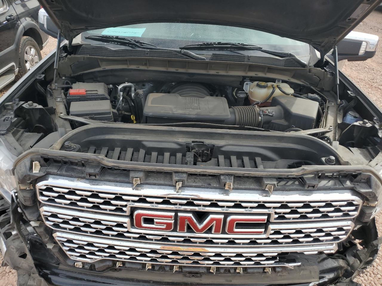 2022 GMC Sierra - Image 11