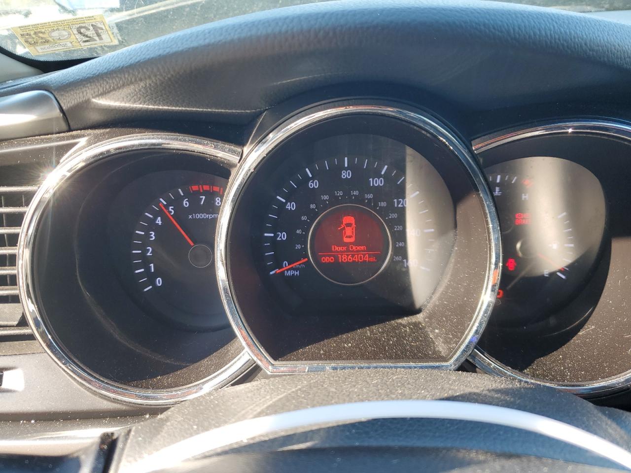2011 Kia Optima - Image 9
