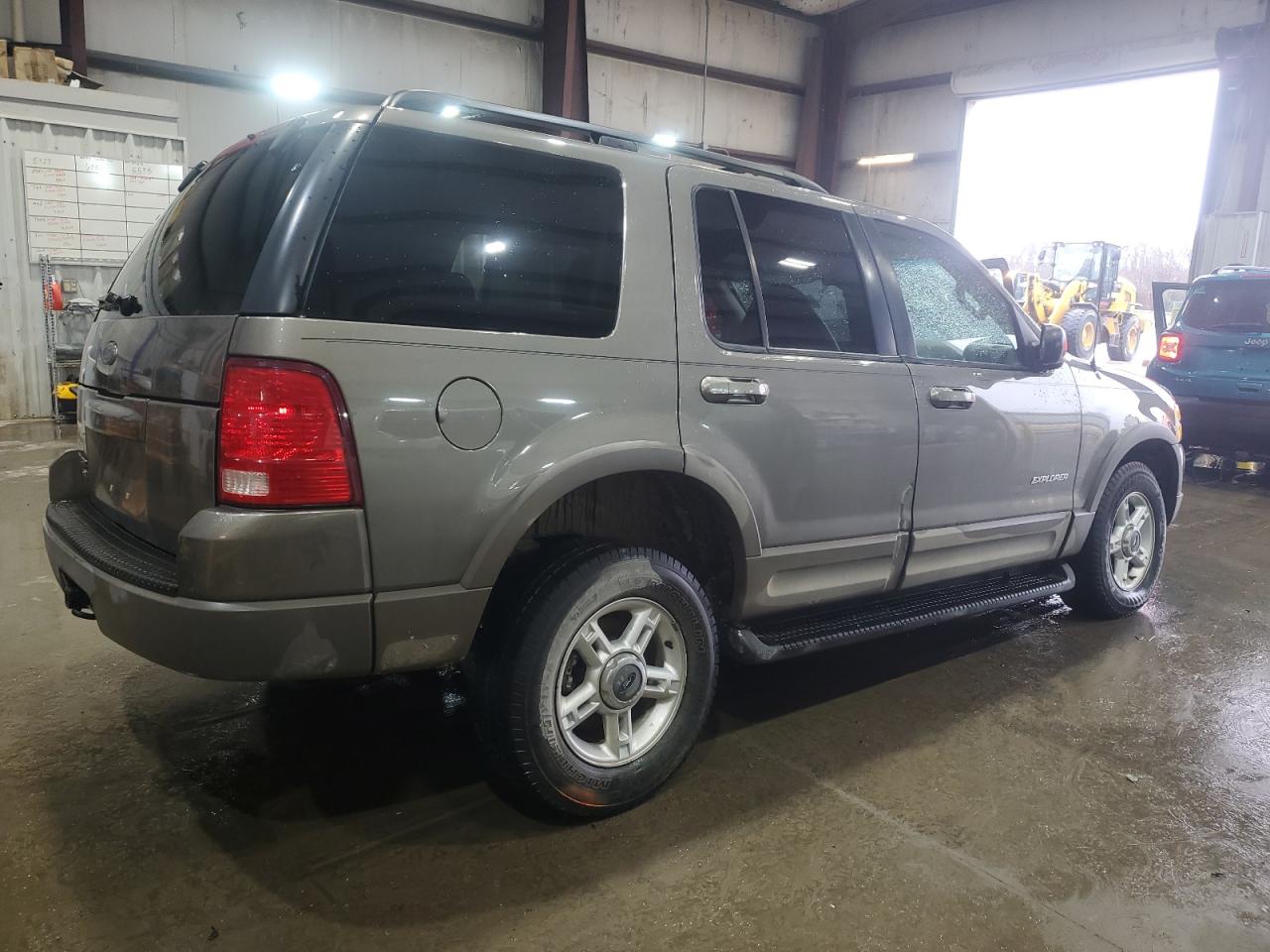 2002 Ford Explorer - Image 3