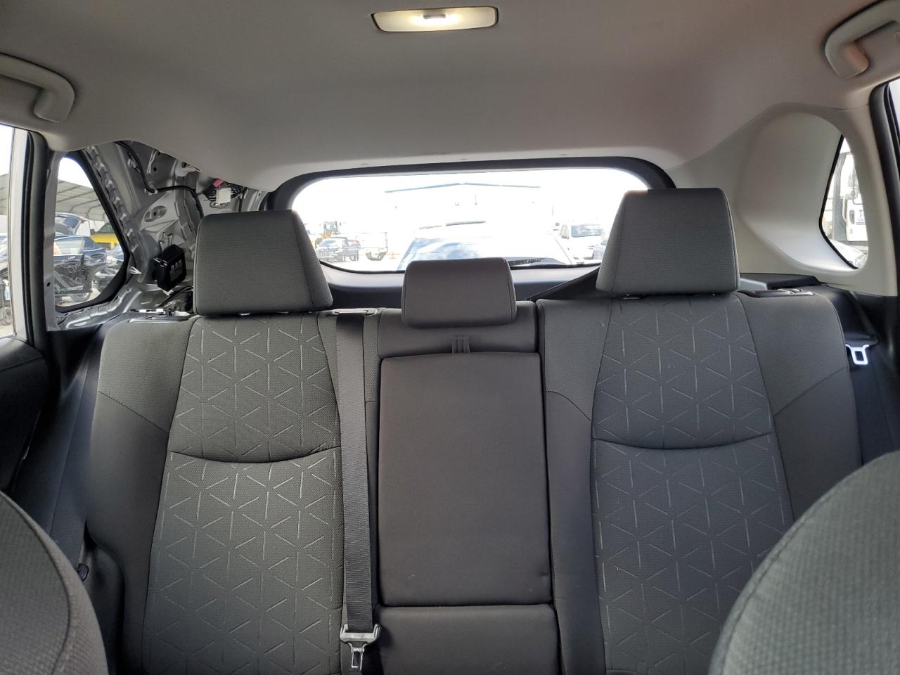 2022 Toyota RAV 4 - Image 10