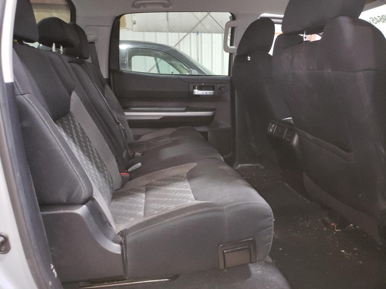 2021 Toyota Tundra - Image 10