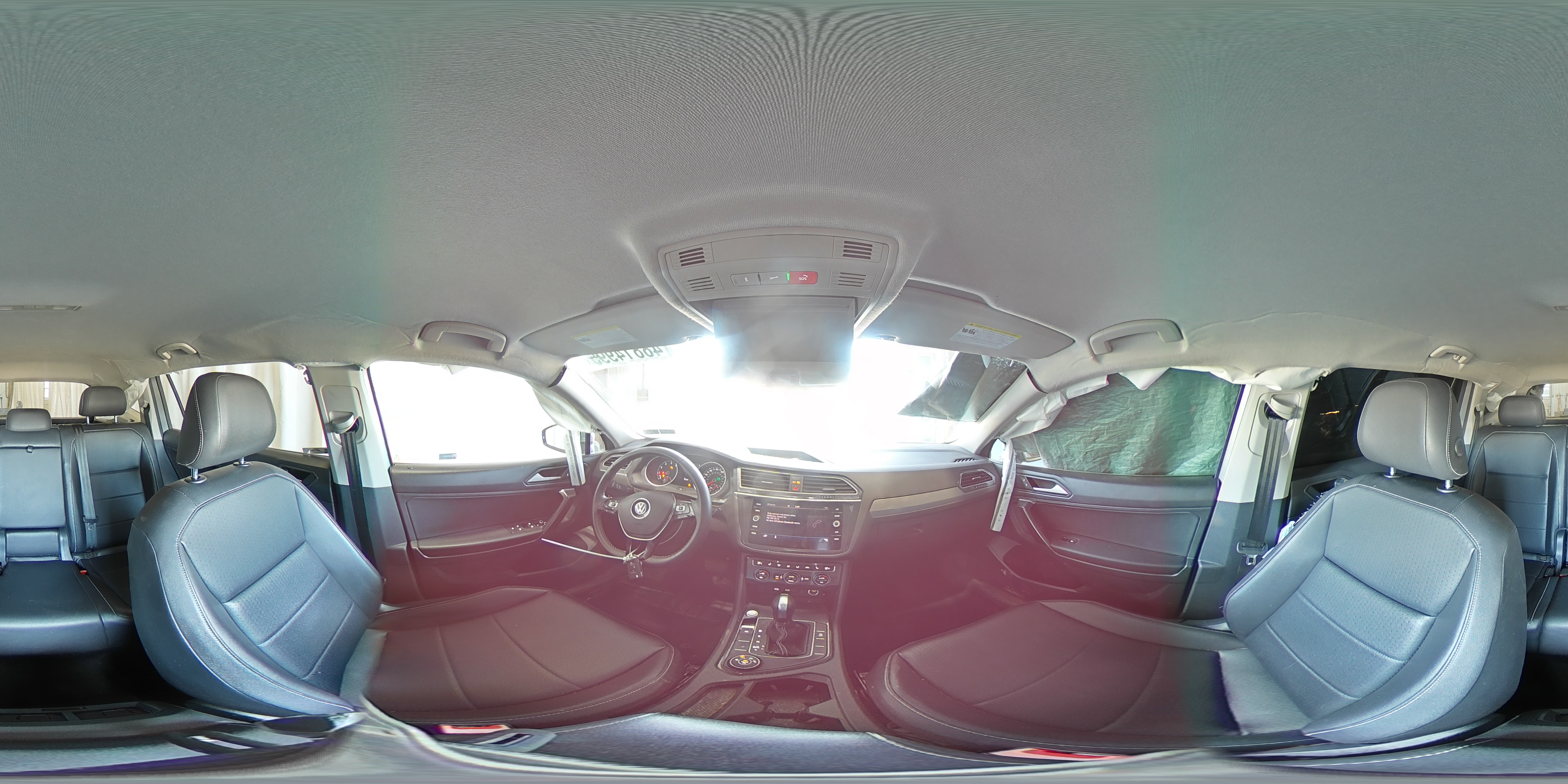 2021 Volkswagen Tiguan - Image 13