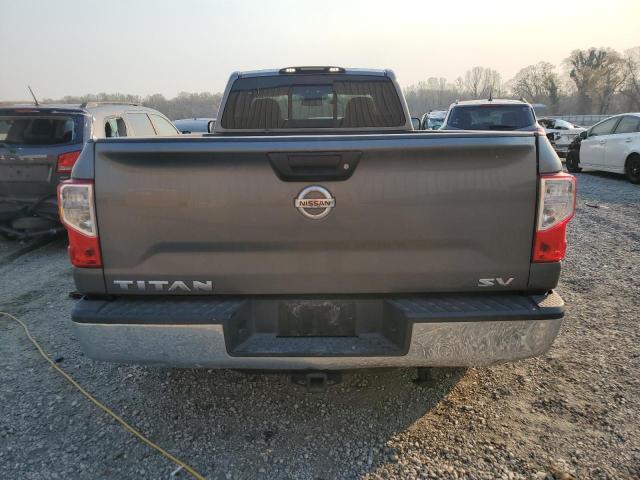  NISSAN TITAN 2017 Szary