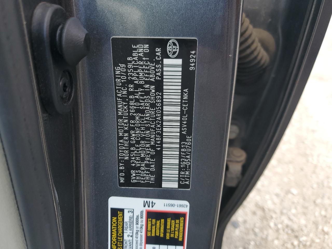 2010 Toyota Camry - Image 12