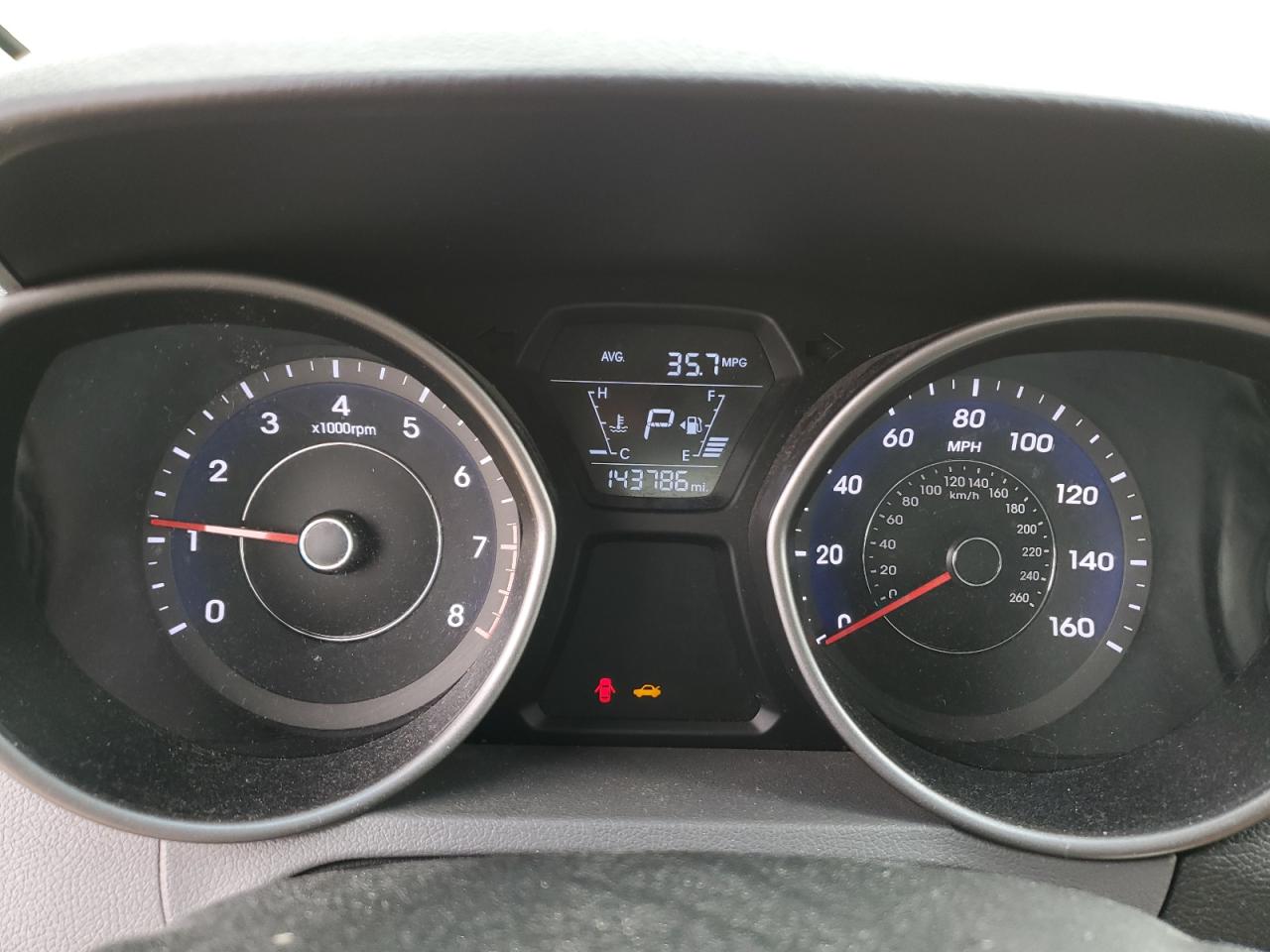 2014 Hyundai Elantra - Image 9
