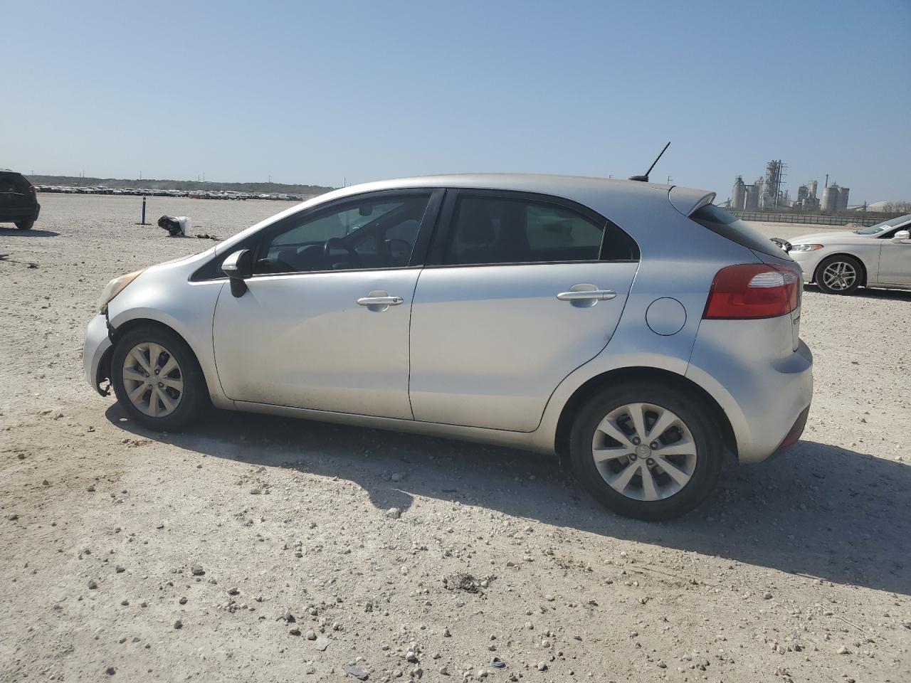 2014 Kia Rio - Image 2