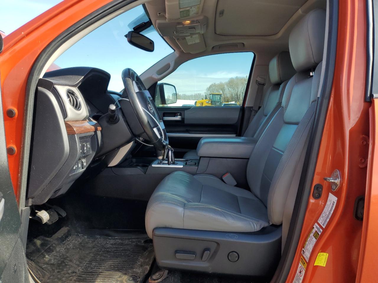 2017 Toyota Tundra - Image 7
