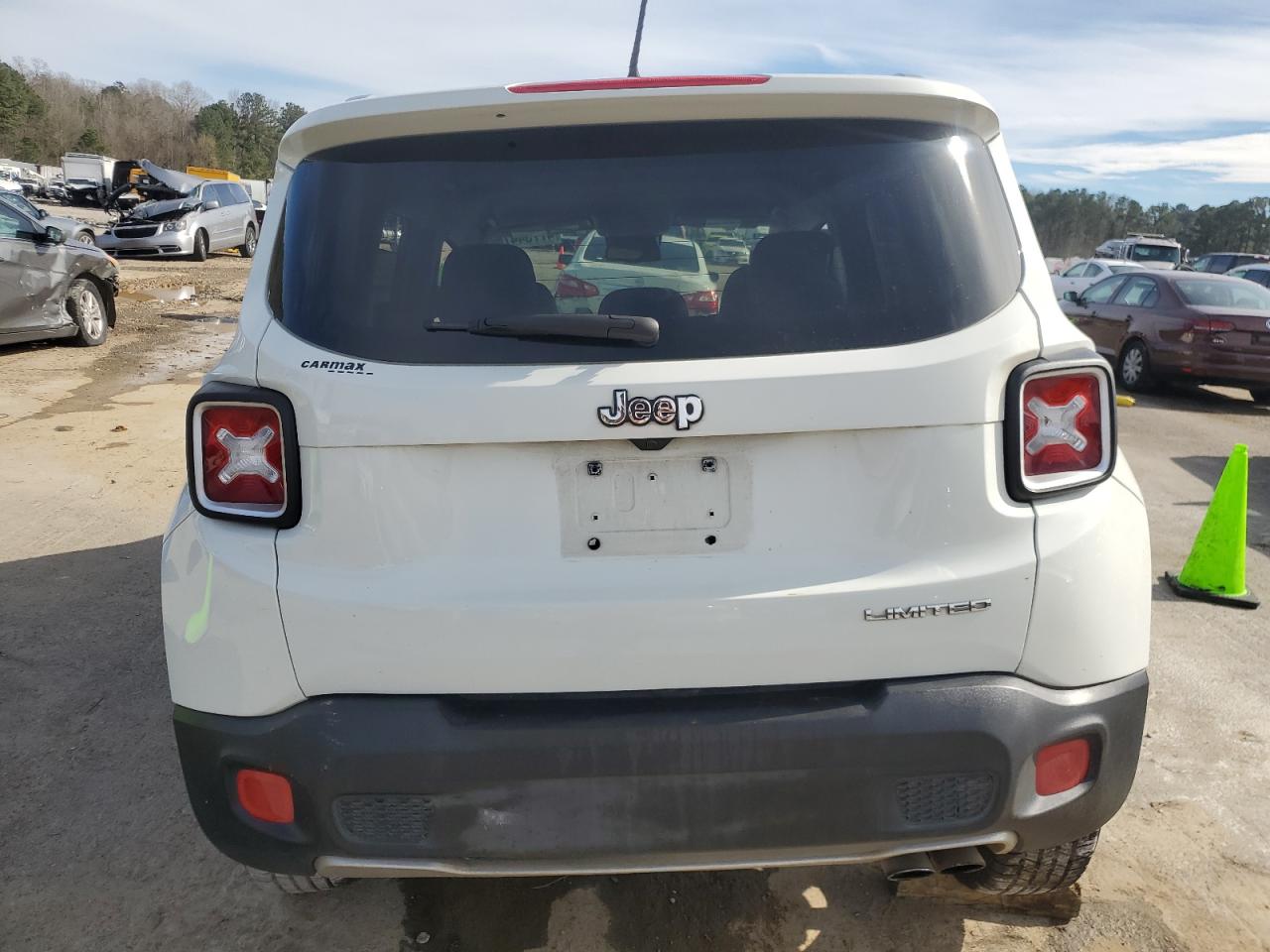 2016 Jeep Renegade - Image 6