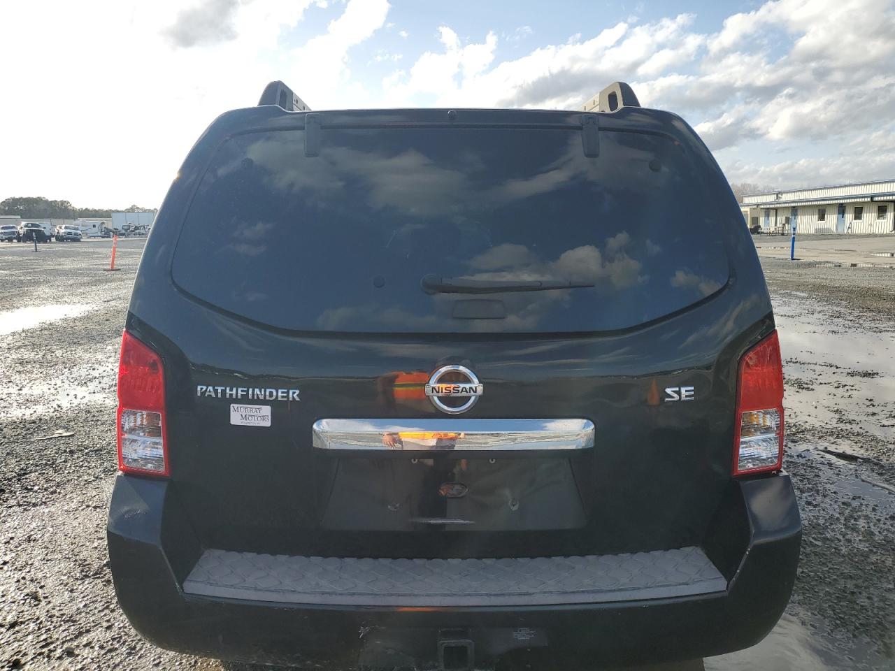 2010 Nissan Pathfinder - Image 6