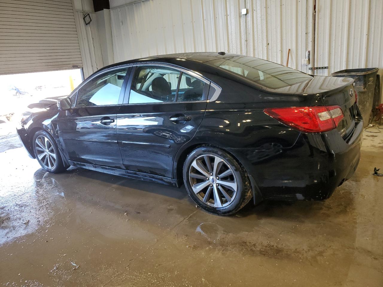 2015 Subaru Legacy - Image 2
