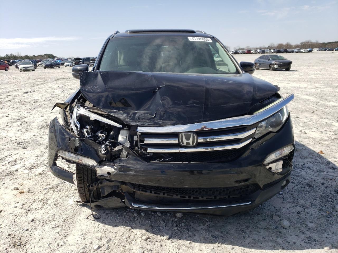 2017 Honda Pilot - Image 5