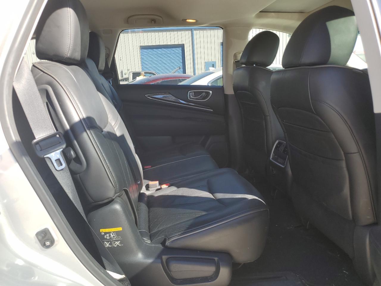 2015 Infiniti QX60 - Image 11